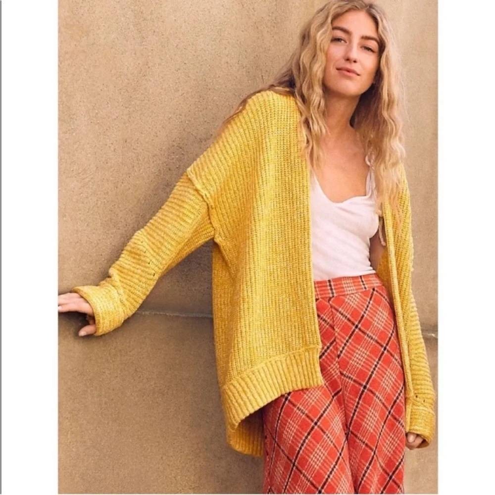 Free People High Hopes Cardigan Sweater Womens M Chunky Knit Yellow Open Front